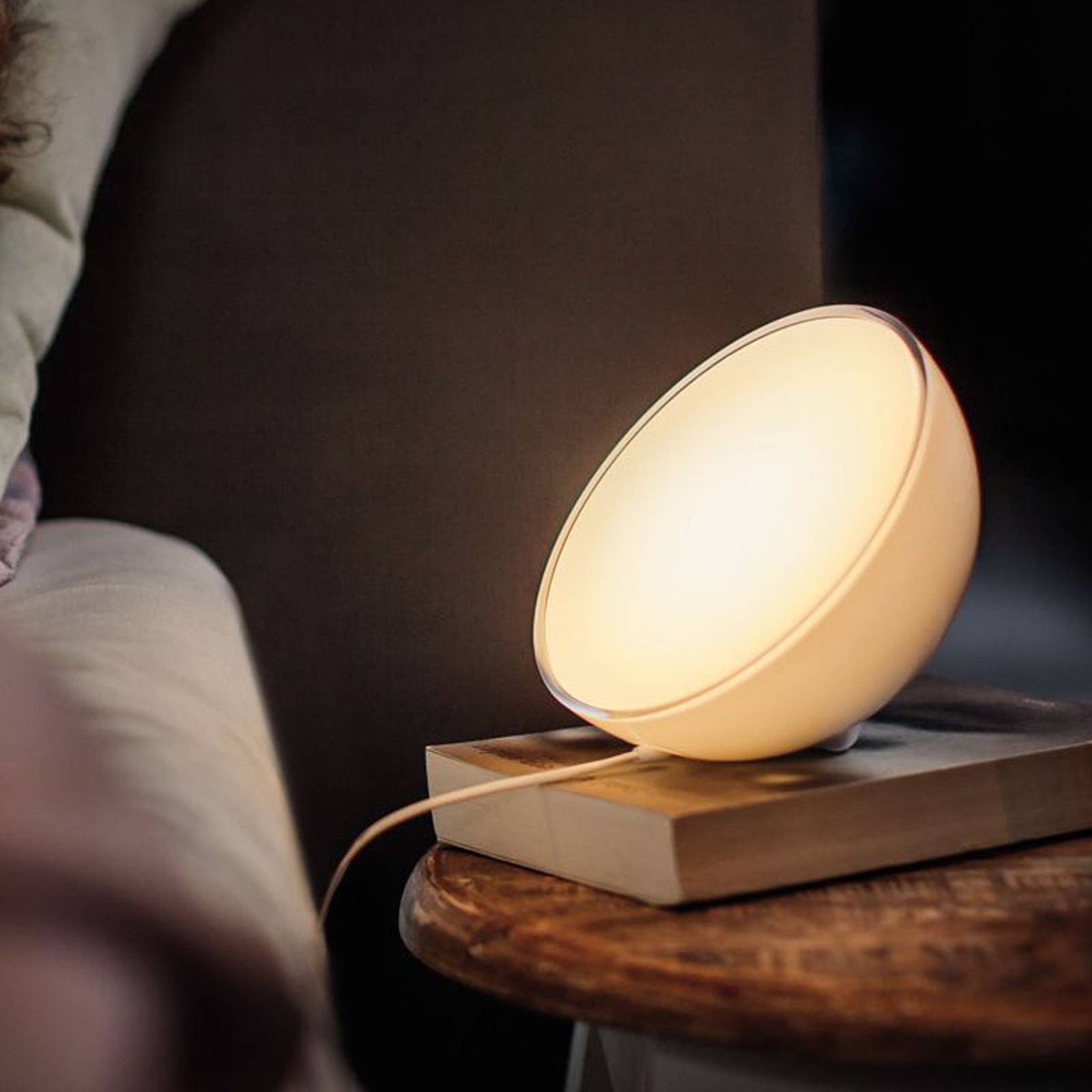 Philips Hue Go pöytälamppu White and ColorAmbiance
