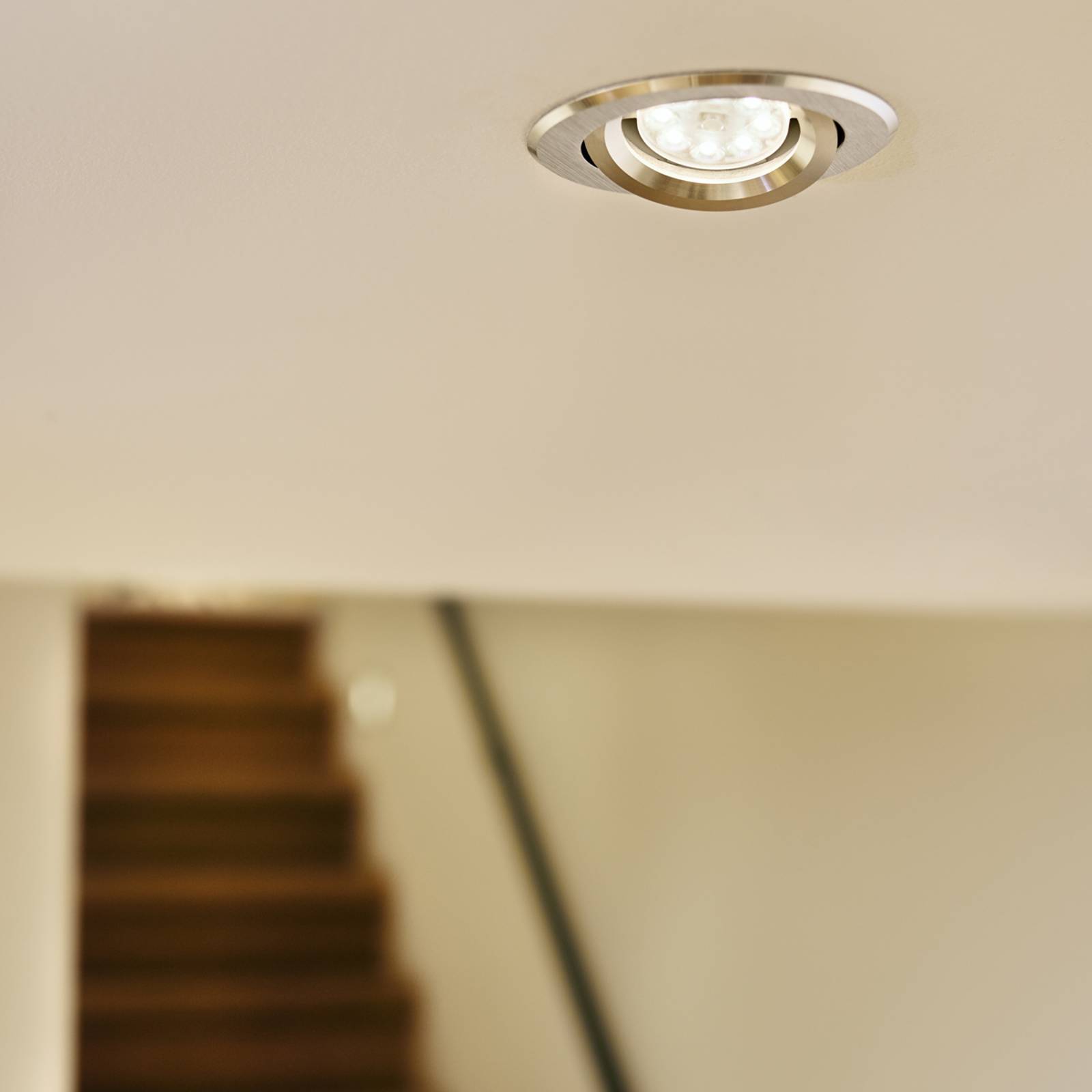 GU5,3 3 W 827 PJ LED-heijastinlamppu 36°