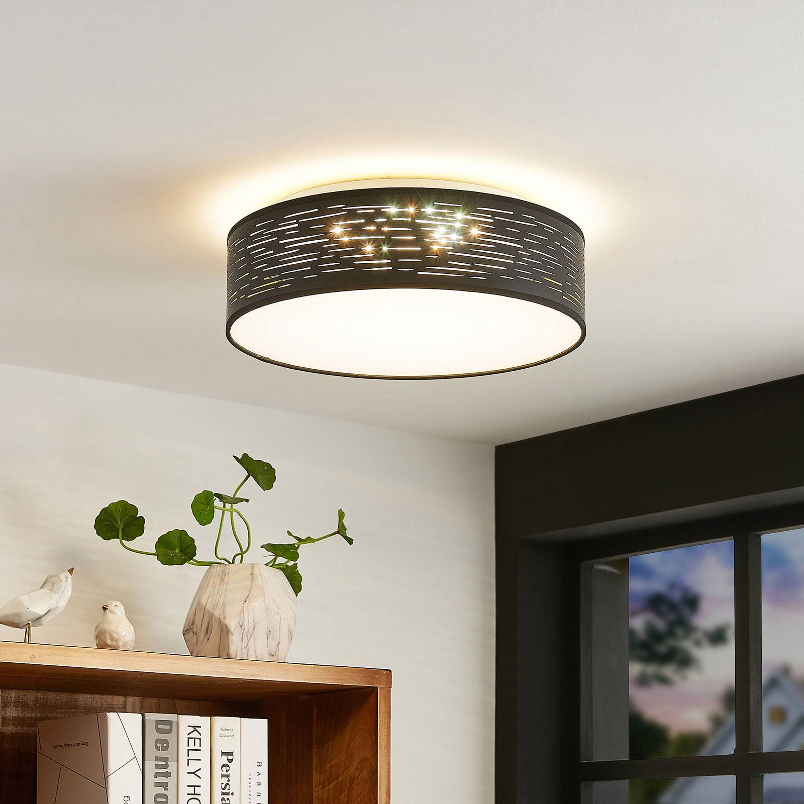 Lindby Iolyn -LED-kattovalaisin, Ø 38 cm