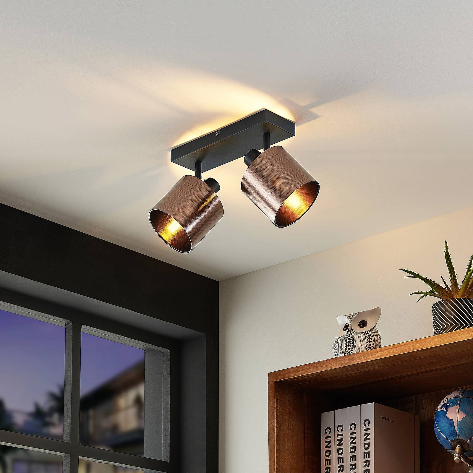 Lindby Joudy -kattovalaisin 2-lamp. tumma pronssi