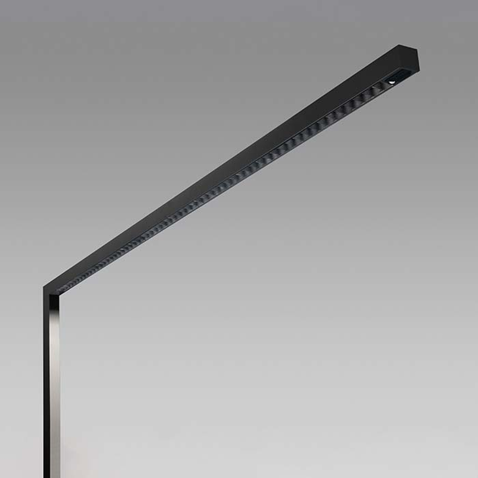 LED-lattiavalo Lens 3 000 K, musta