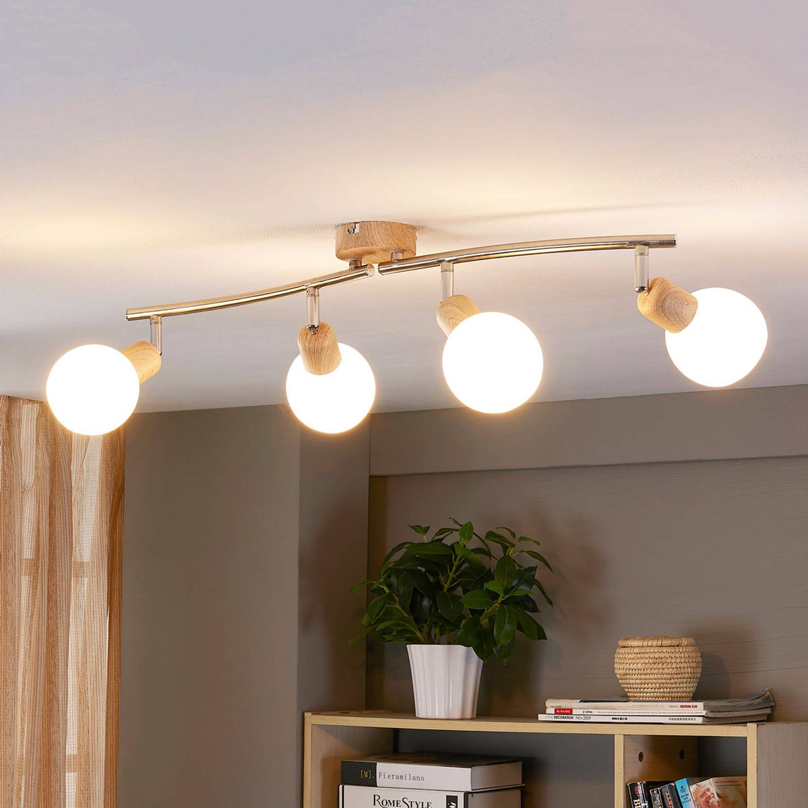 4-lamppuinen LED-kohdevalo Svenka, puupinta