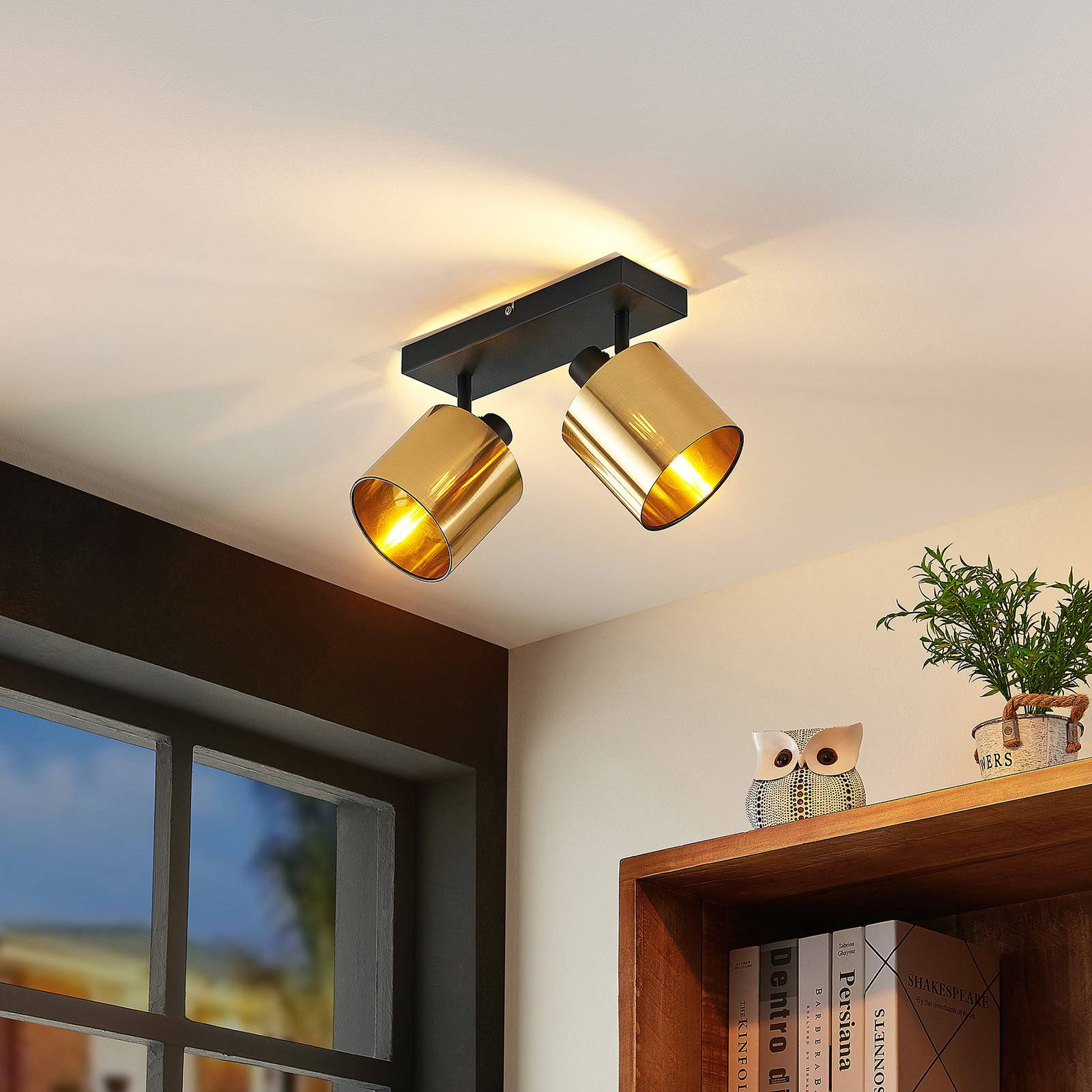 Lindby Joudy -kattovalaisin 2-lamp. vaalea pronssi