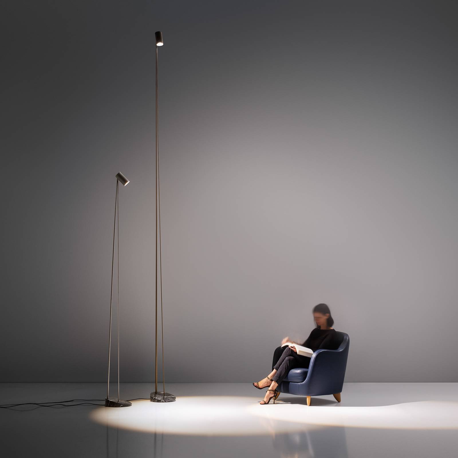 OLEV Boom -LED-lattiavalo 240 cm IP20 titaani