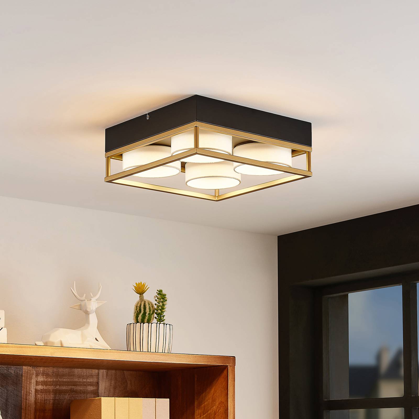 Lindby Bymera -LED-kattovalaisin, kulmikas