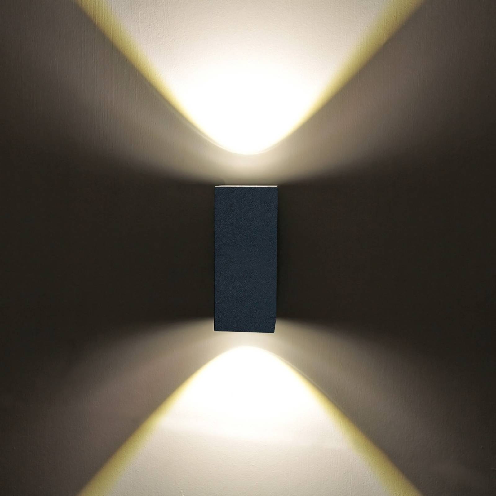Tavi-ulkoseinävalaisin 2 Bridgelux LEDiä