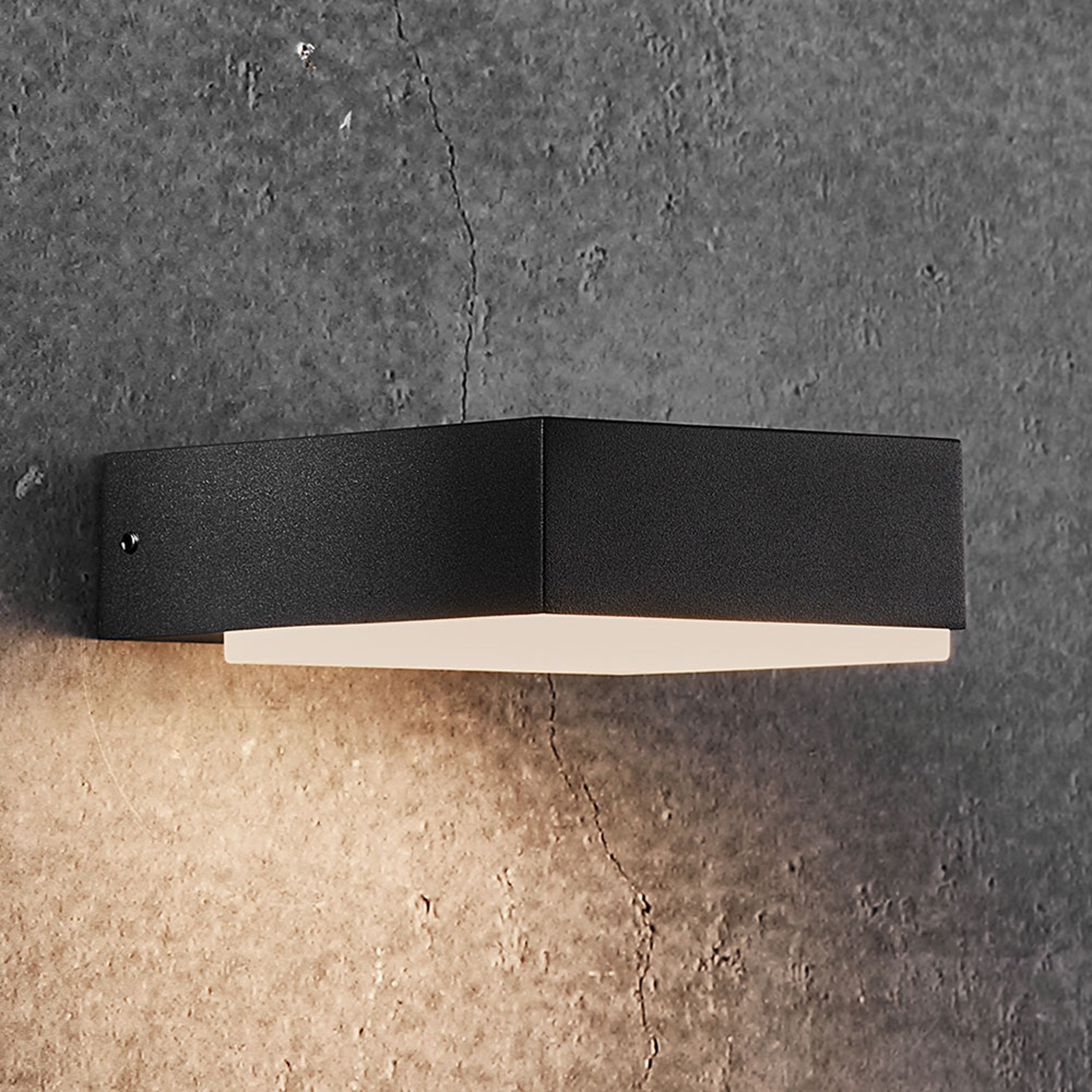LED-ulkoseinälamppu Piana