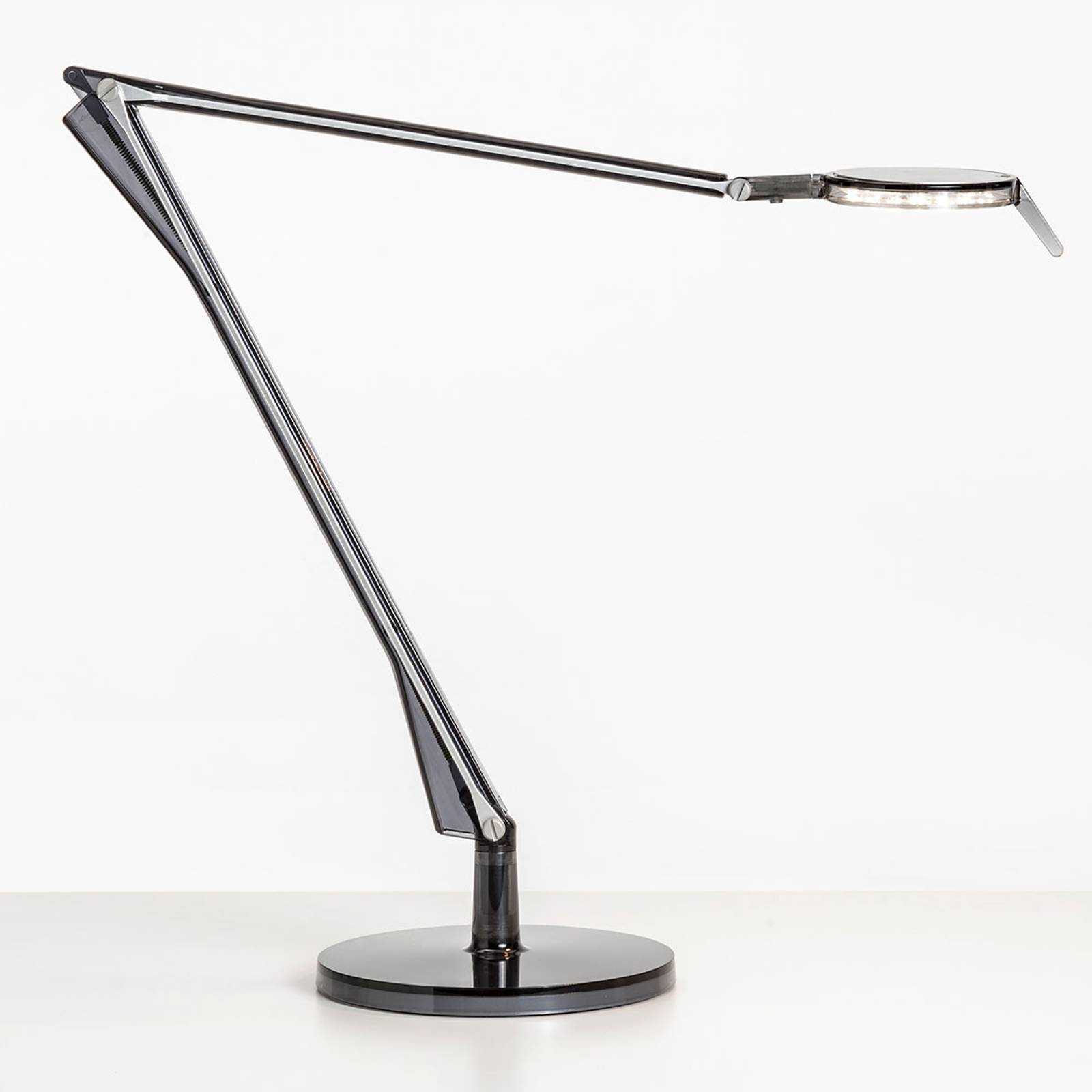 Kartell Aledin Tec -LED-pöytälamppu savunharmaa