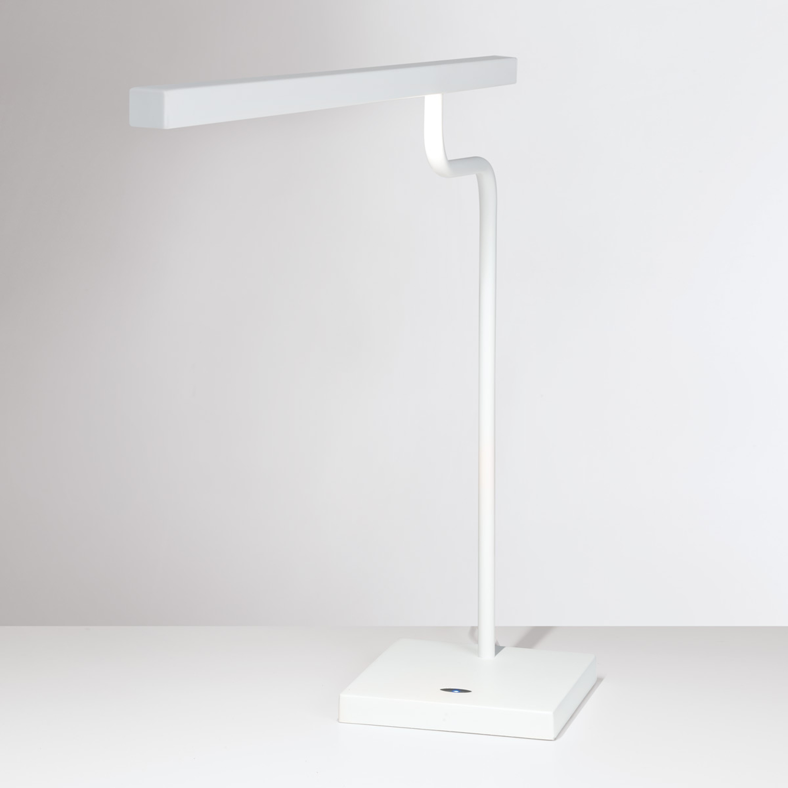 Valkoinen LED-työpöytälamppu MicroStick