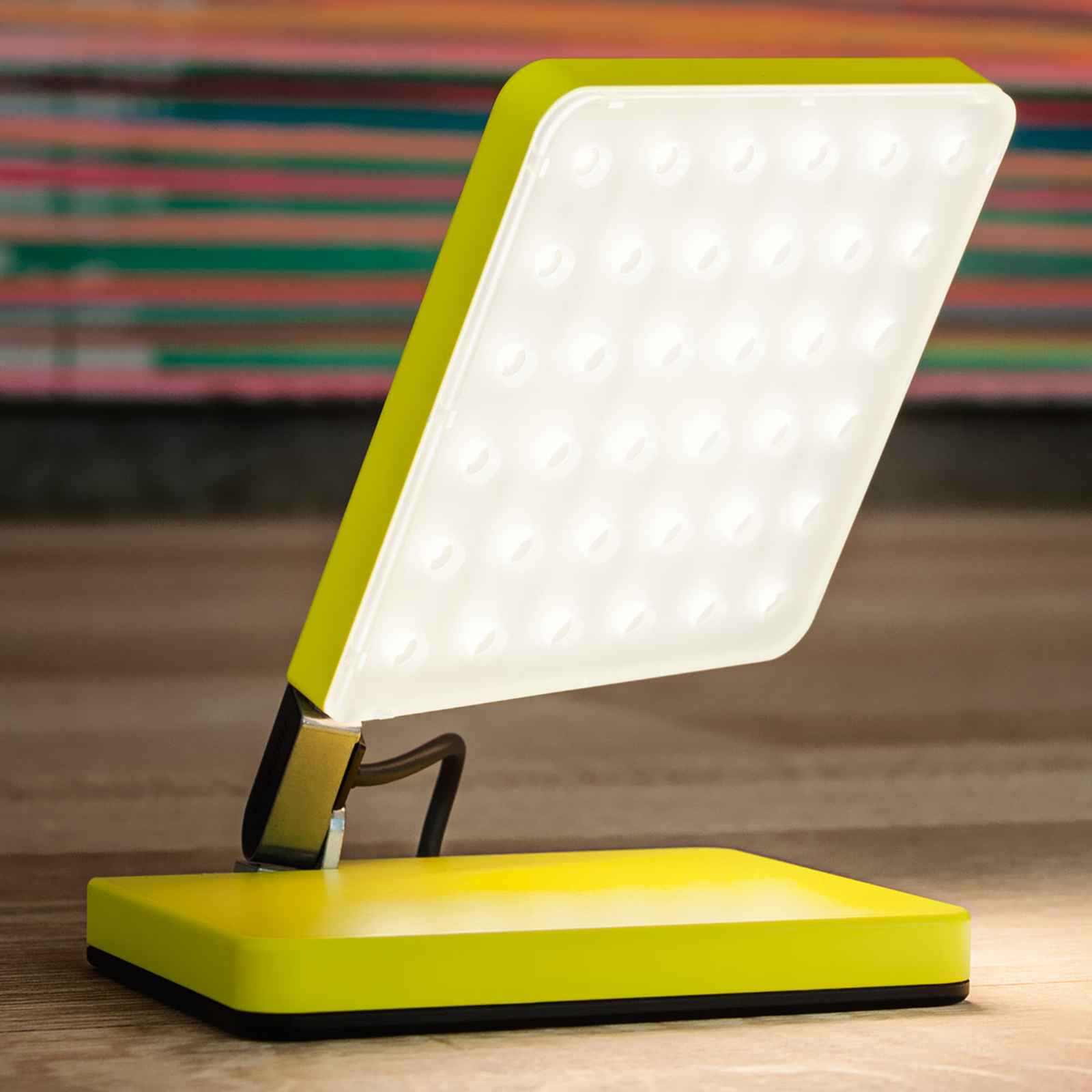 Nimbus Roxxane Fly LED-pöytävalaisin neonkeltainen