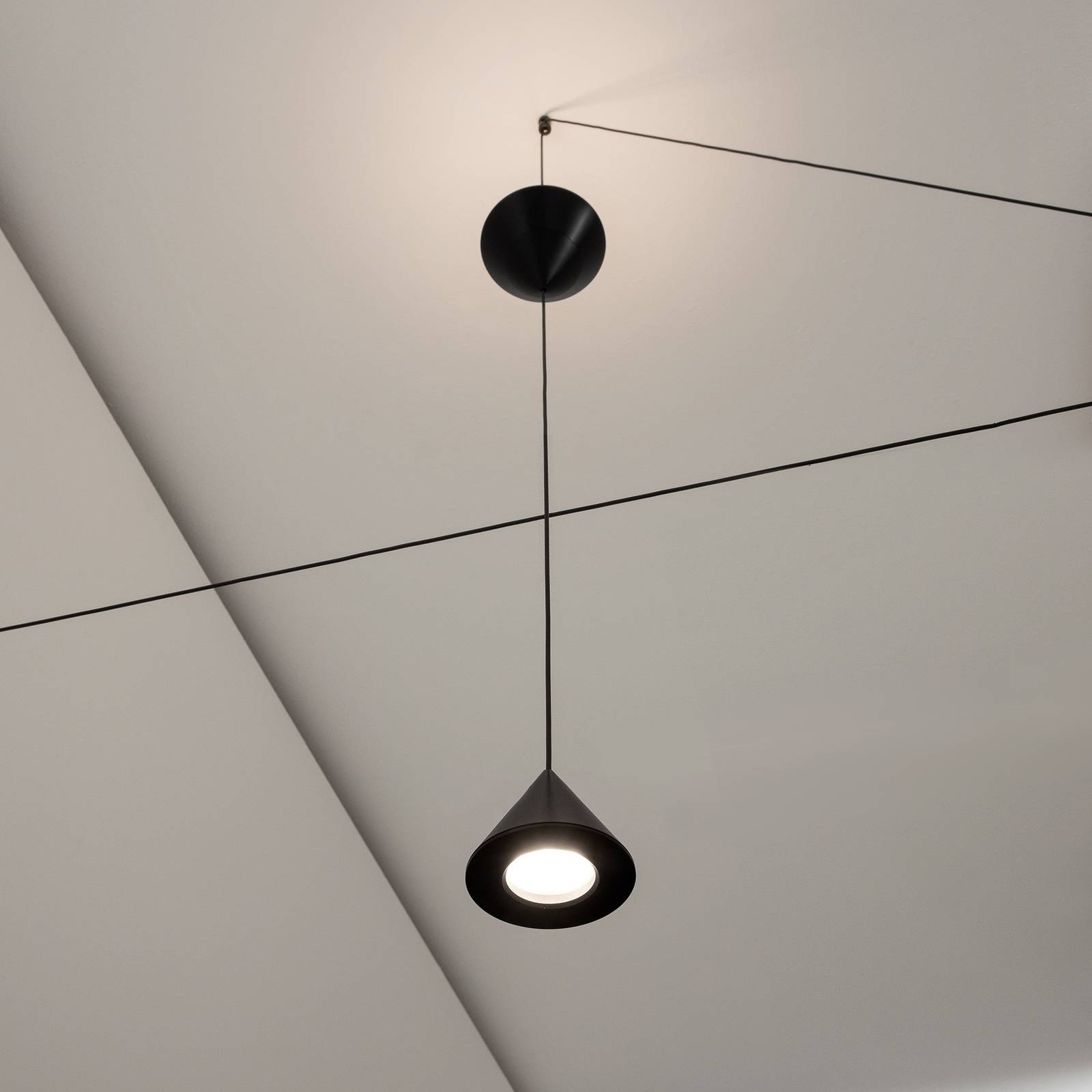 Karman Filomena -LED-lattiavalo 2-lamppuinen 3000K