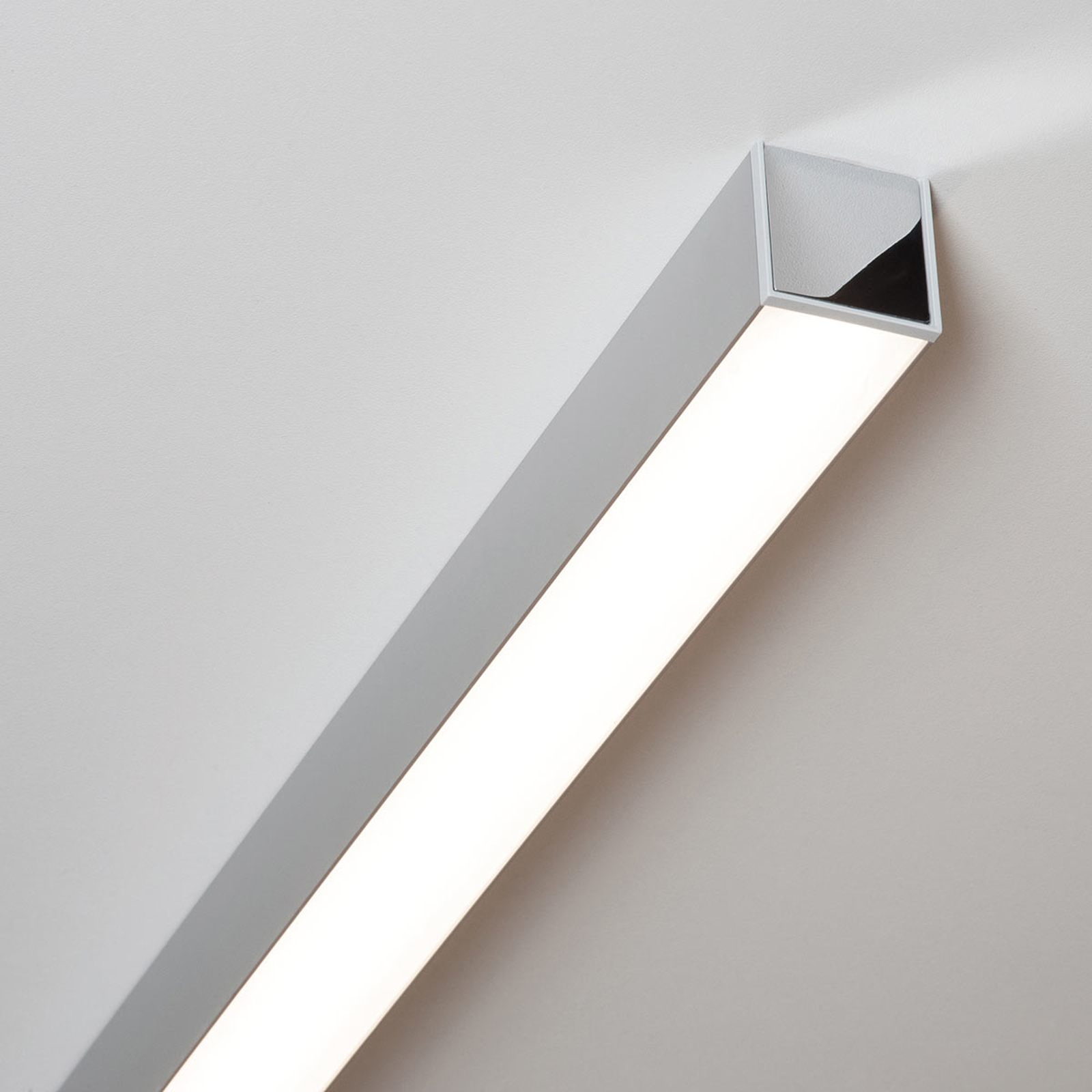 LED-kattovalaisin Ride 85,7 cm, eloksoitu alumiini
