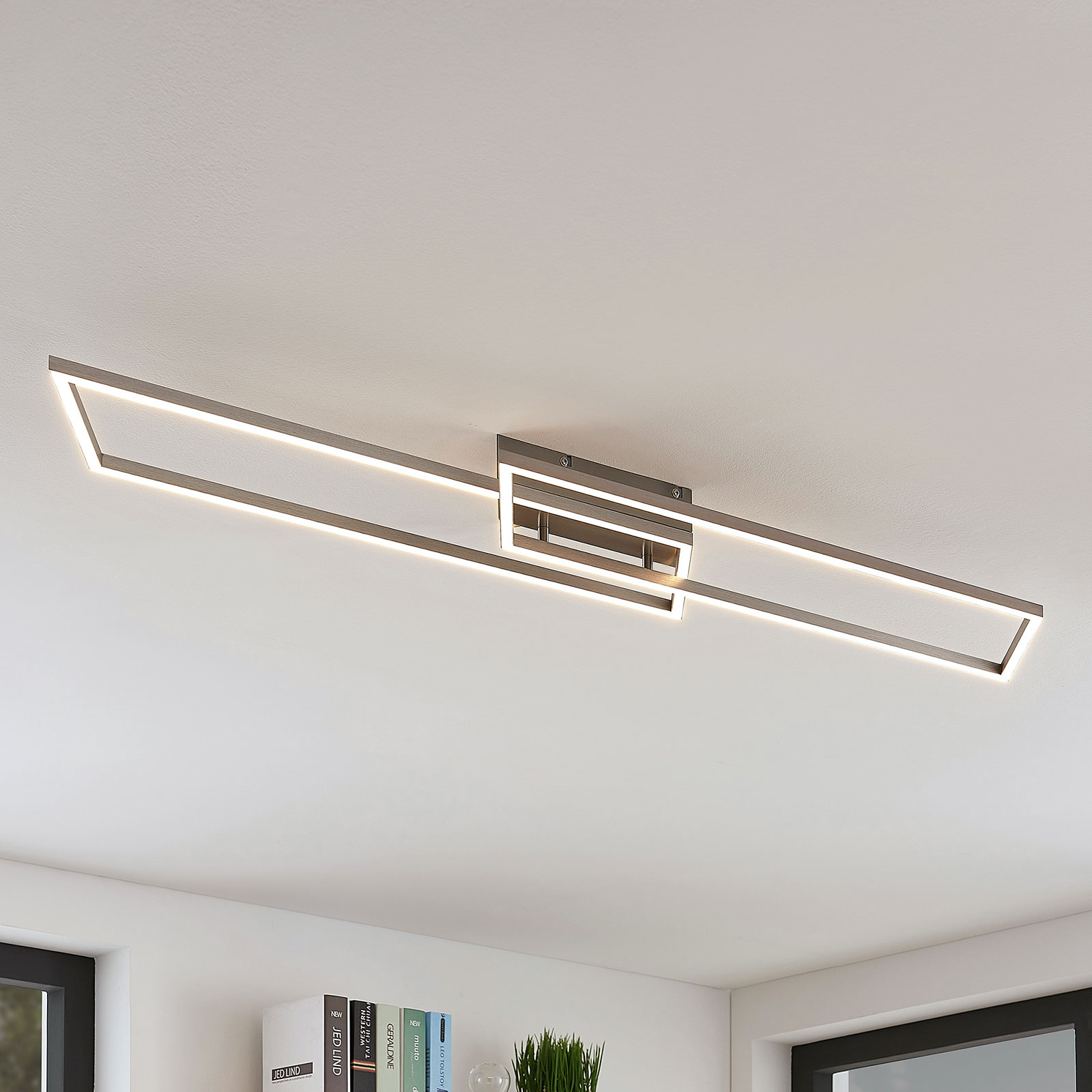 Suoralinjainen LED-kattovalaisin Quadra
