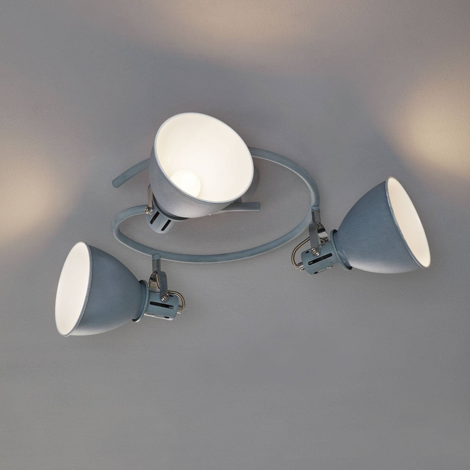 Harmaa kattospotti Jonas 3-lamp. spiraalimuoto
