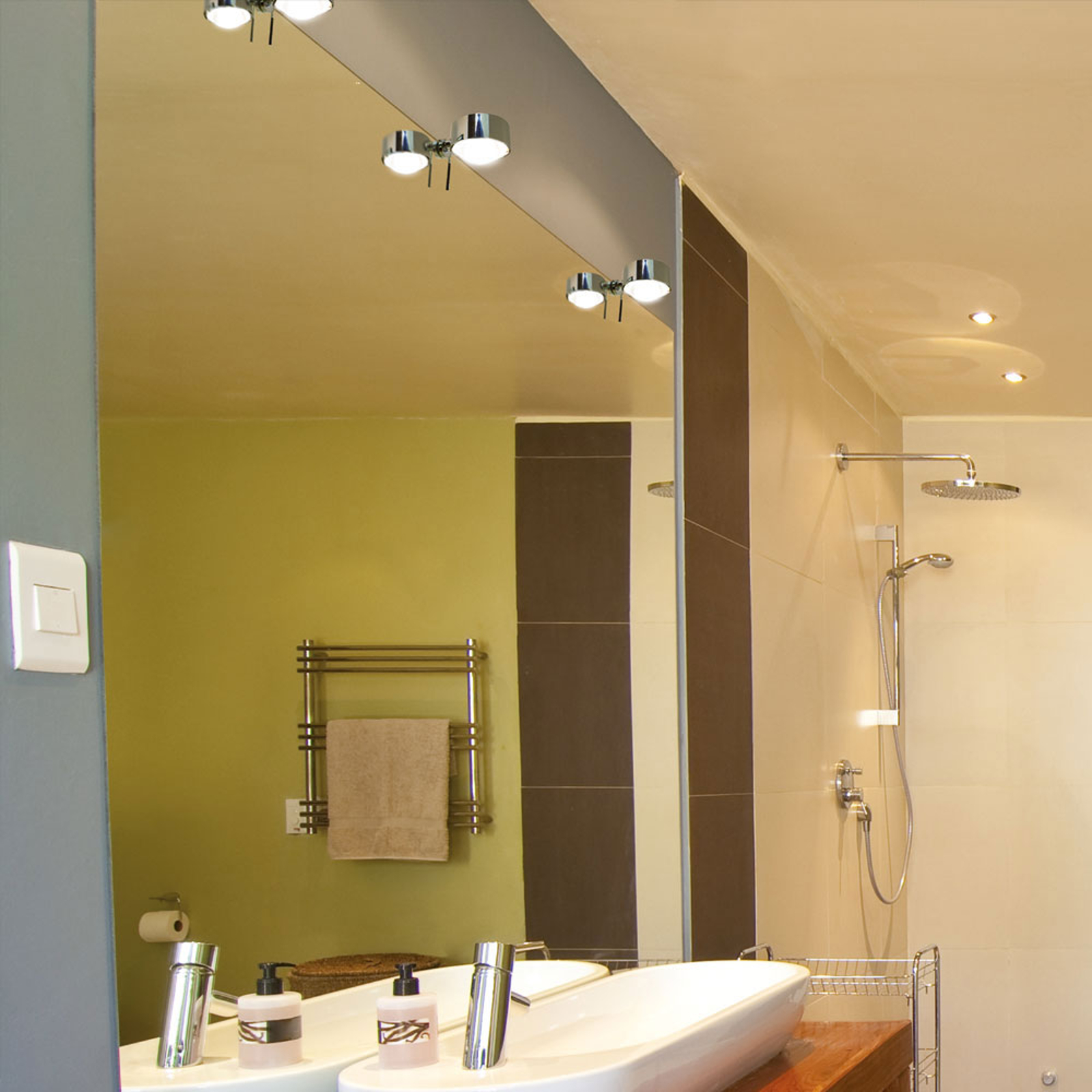 LED-peiliklipsivalaisin Puk Fix+, kromi