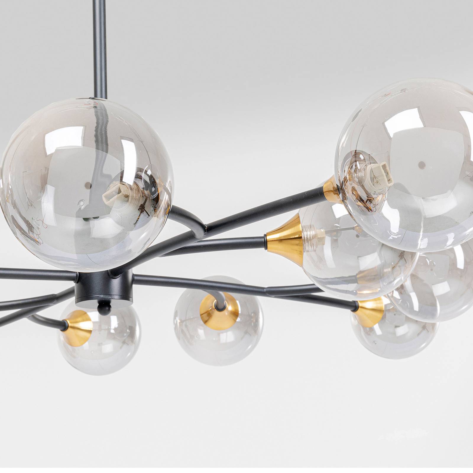KARE Molecules 12 -kattovalo kirkkailla palloilla