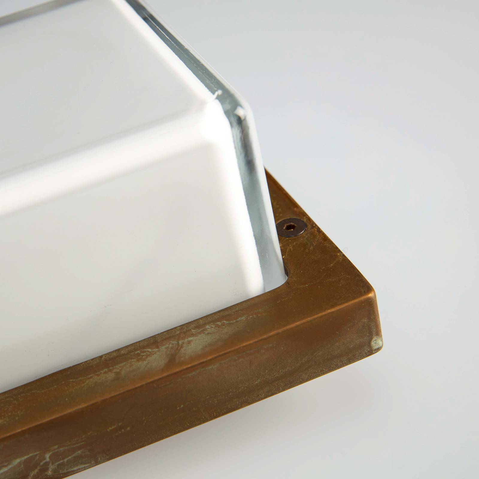 LED-ulkovalaisin Ice Cubic 3403, antiikkimessinki