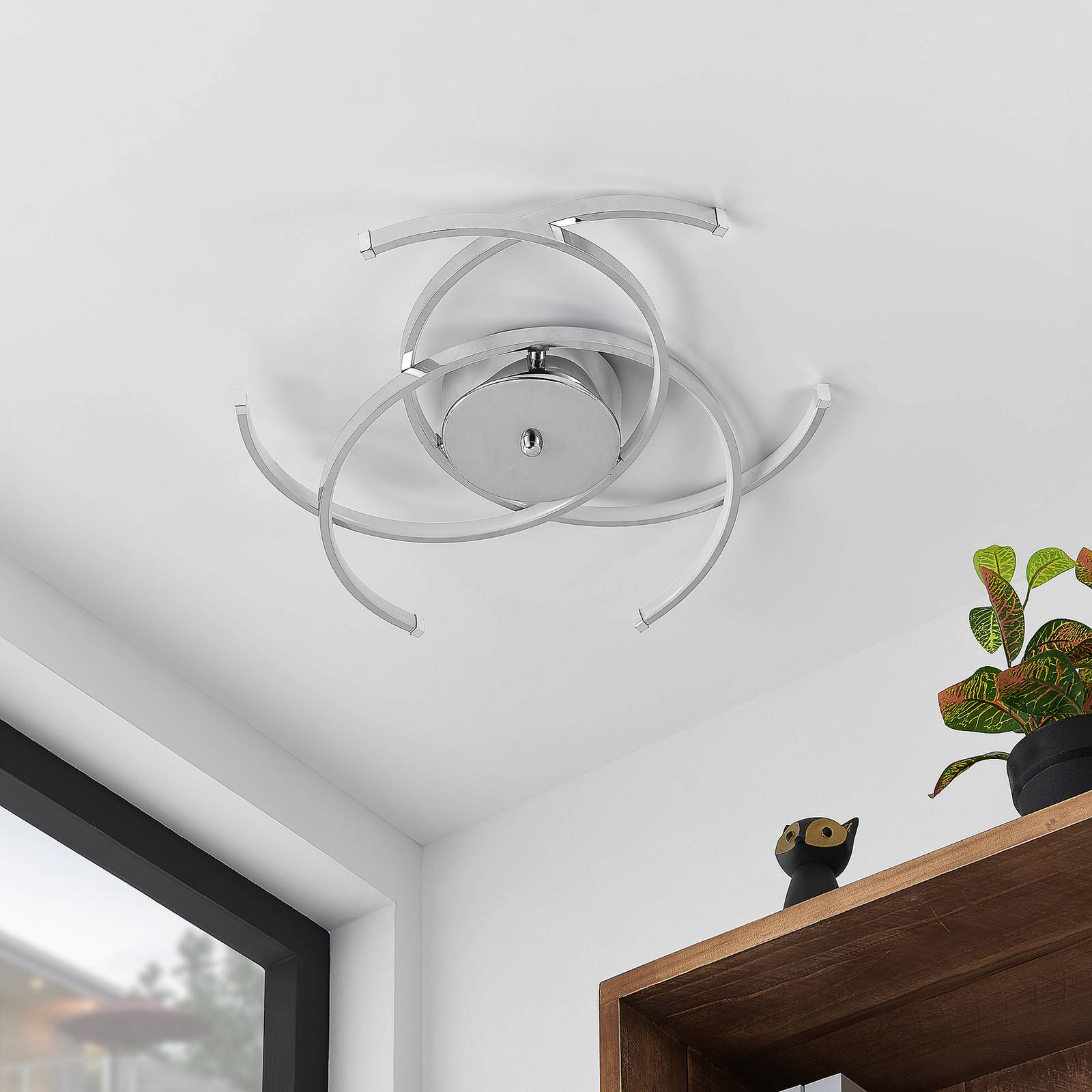 Lindby Omnika -LED-kattovalaisin
