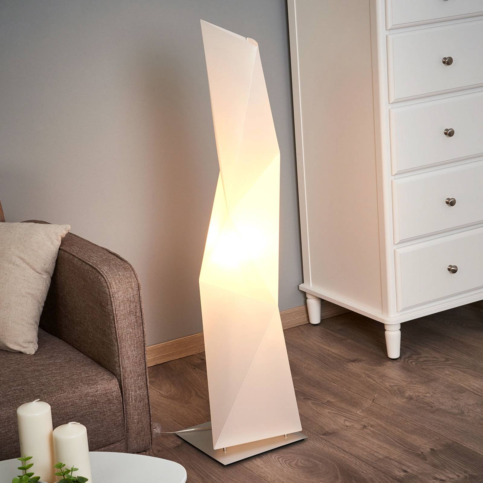 Design-lattiavalaisin Diamond, 111 cm