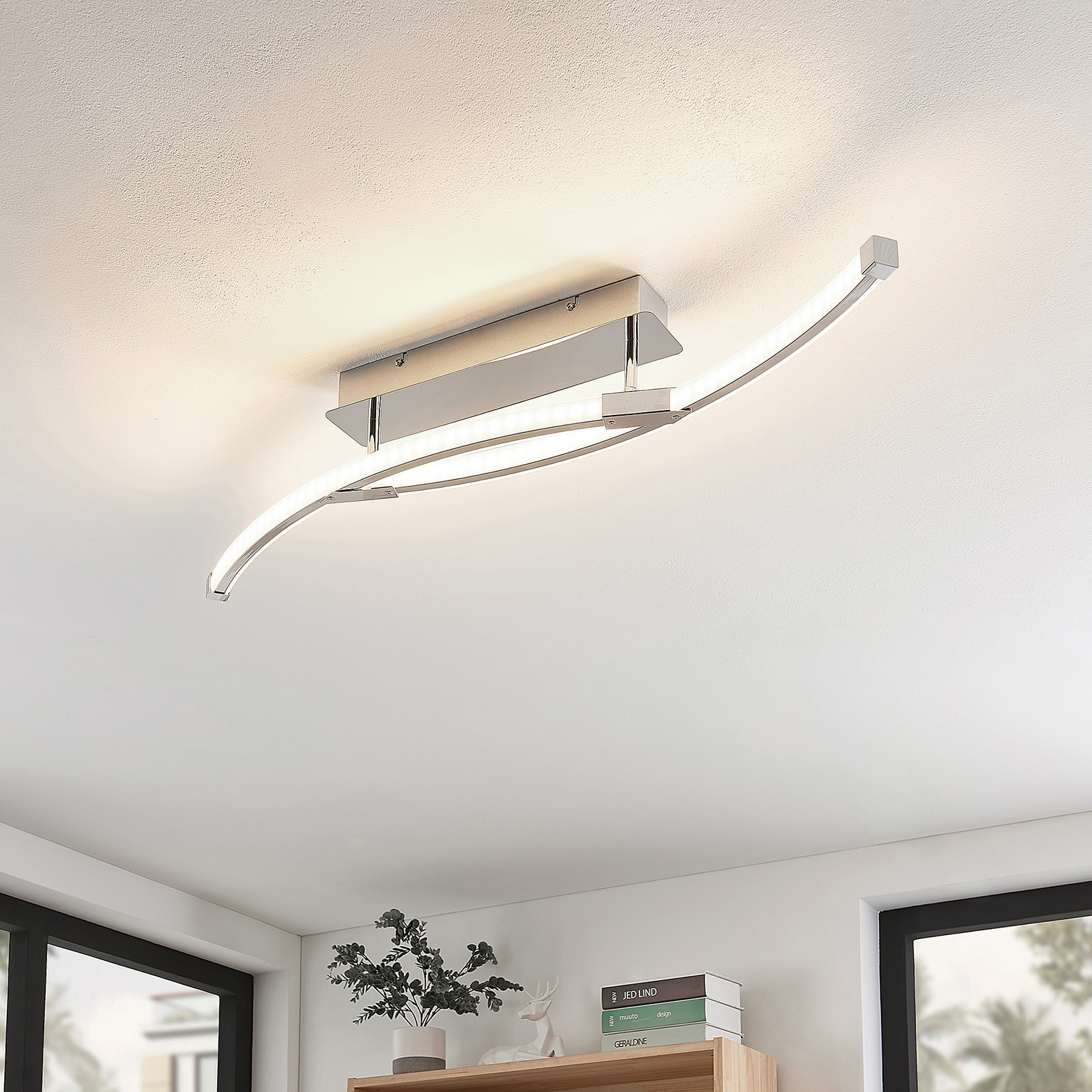 Lindby Rouven -LED-kattovalaisin, kaareva, 4-lamp.