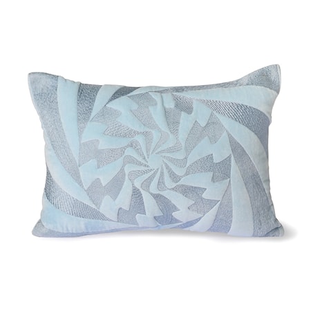 Graphic Embroidered Tyyny ice Blue 35 x 50 cm